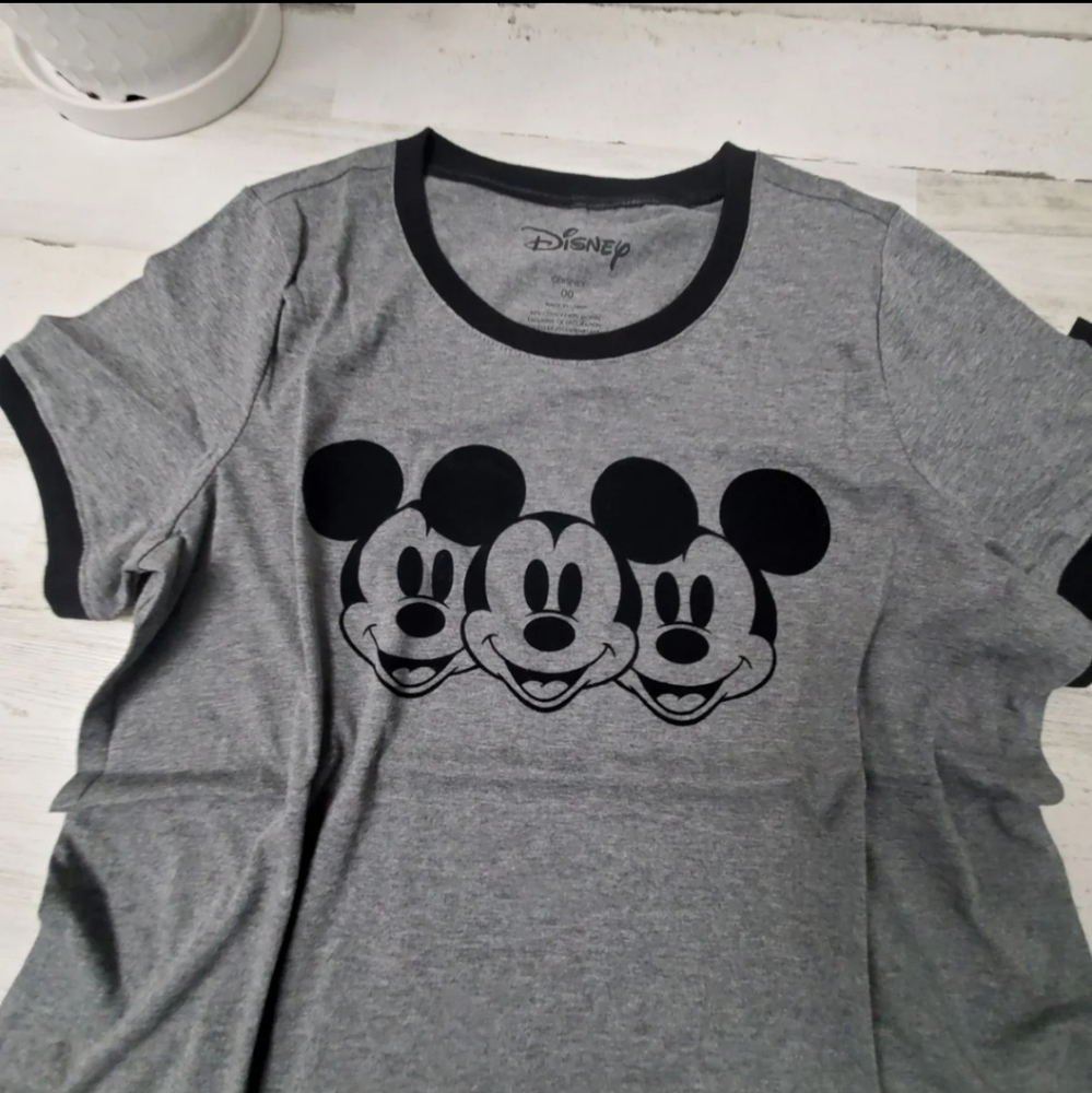 Torrid Mickey mouse Repeat Ringer top - Picture 3 of 5